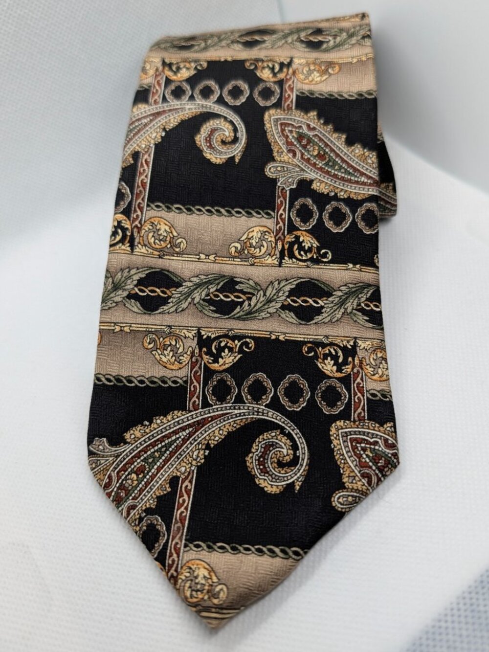 Vtg 417 By Van Heusen 100% Silk Abstract Necktie Black Maroon Brown Paisley 90’s